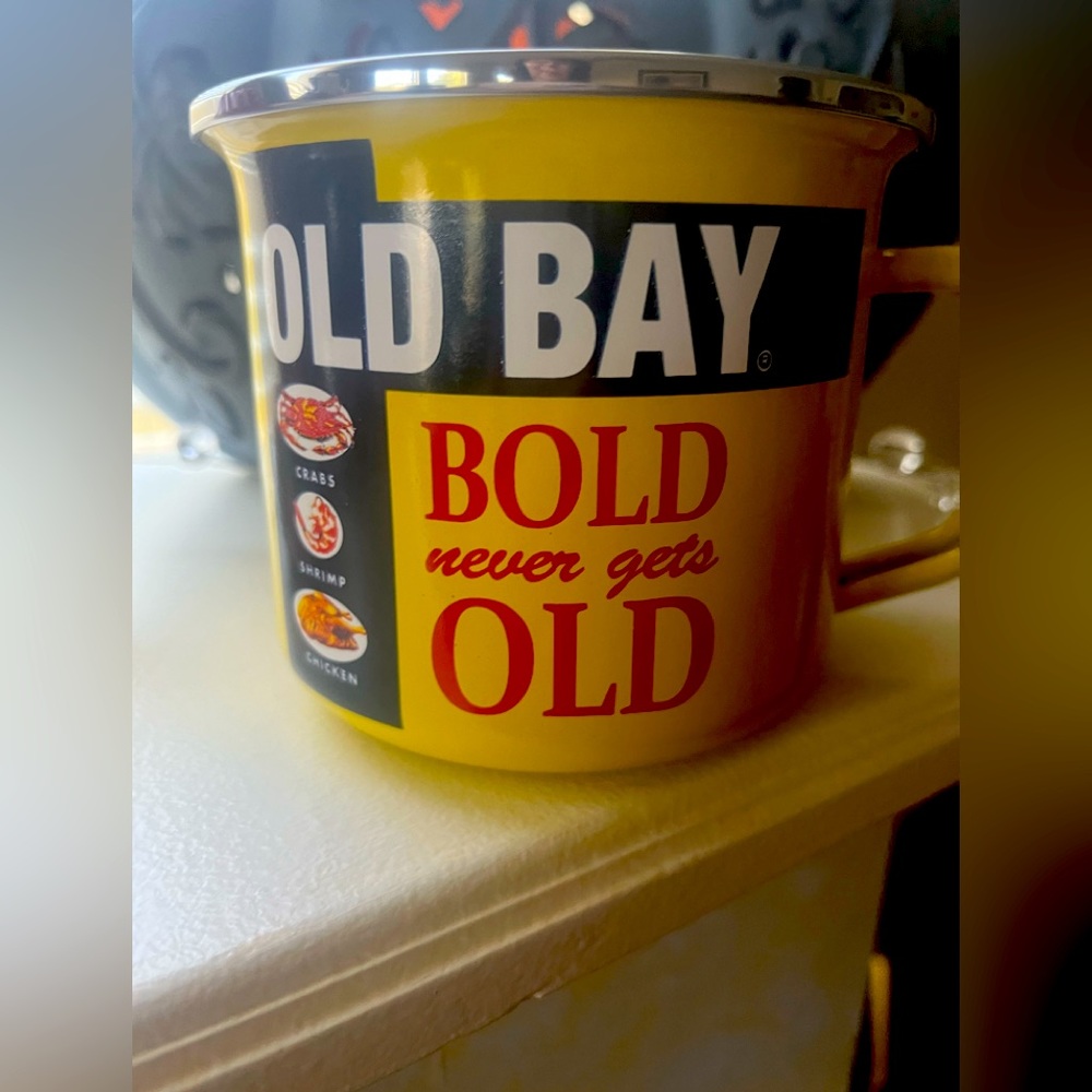 BN with tag Old Bay Tin Cup